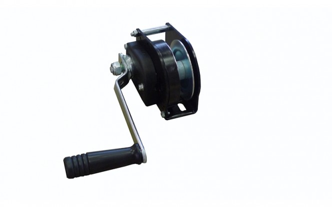 وینچ دستی کشنده افقی با ظرفیت 500 کیلوگرم مدل 6 AFLM 240 kg ساخت هوچز فرانسه